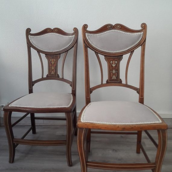 CHAISES ANGLAISES