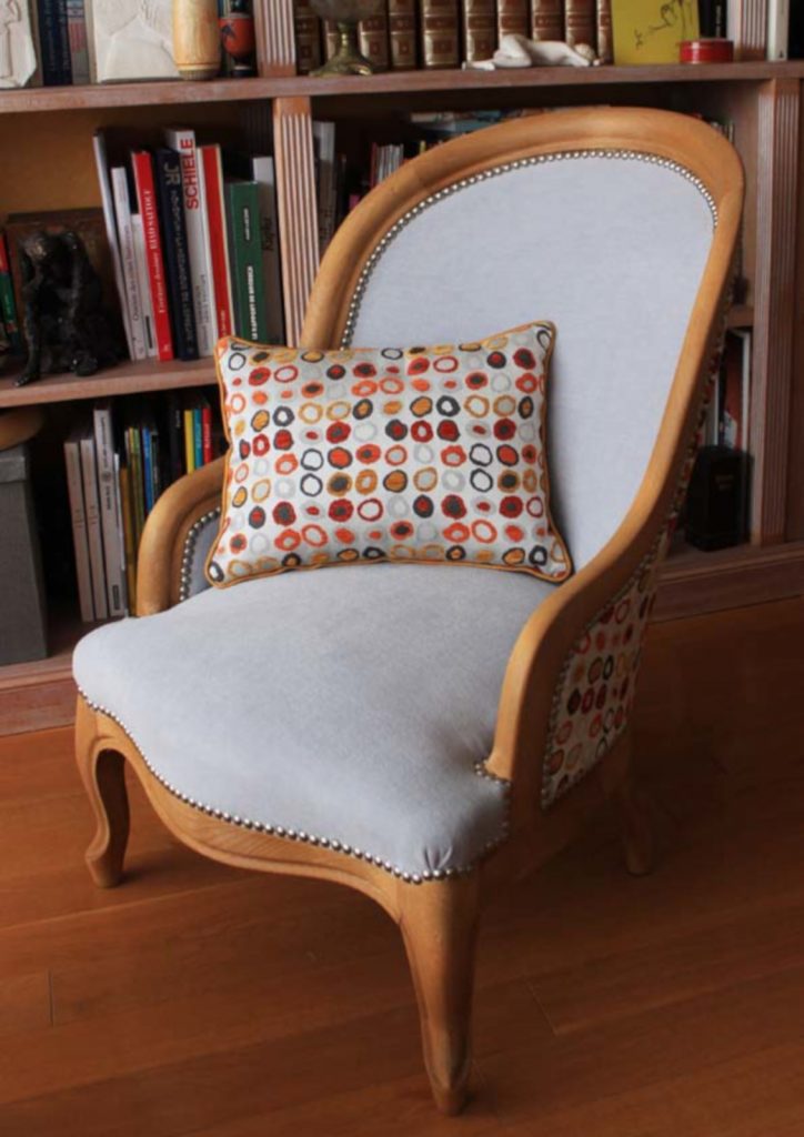 CHAUFFEUSE STYLE LOUIS PHILIPPE